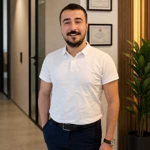 Av. Tahir Burak Başarır